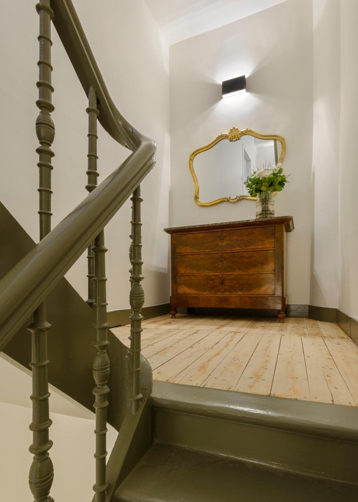 Our Bird'S Nest In The Heart Of Antwerp Hotell Exteriör bild